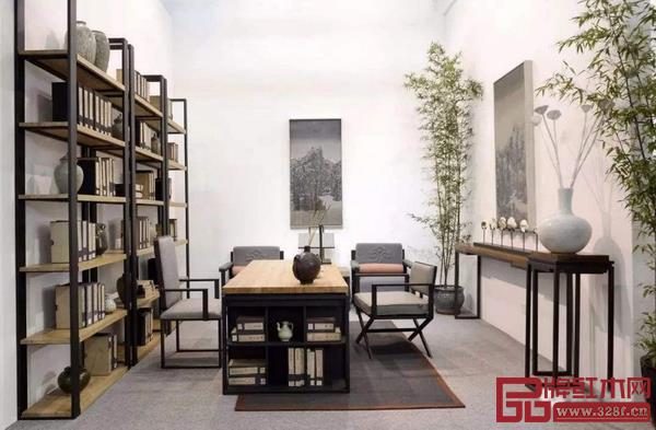 目前家具市场中,满目的红木新中式和实木新中式让人眼花缭乱 目前家具市场中,满目的红木新中式和实木新中式让人眼花缭乱