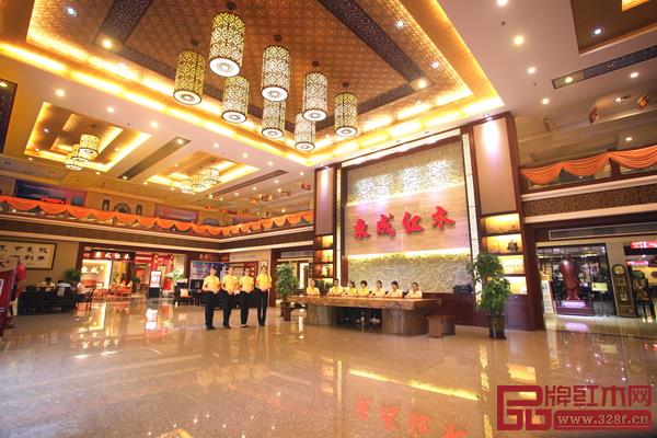 东成红木稳步前行,品牌知名度和产品美誉度与日俱增 东成红木稳步前行,品牌知名度和产品美誉度与日俱增