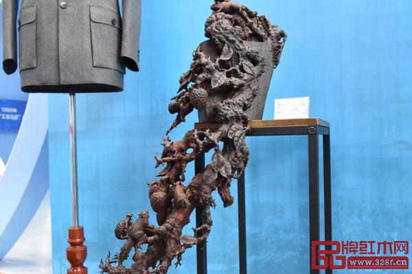  大涌红木雕刻大师厉国阳的作品