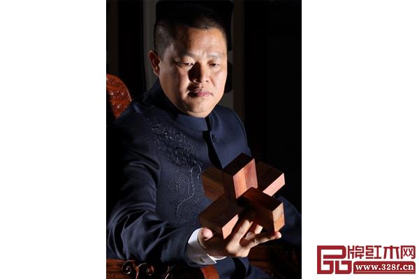 李茂先（中山匠王红木董事长）