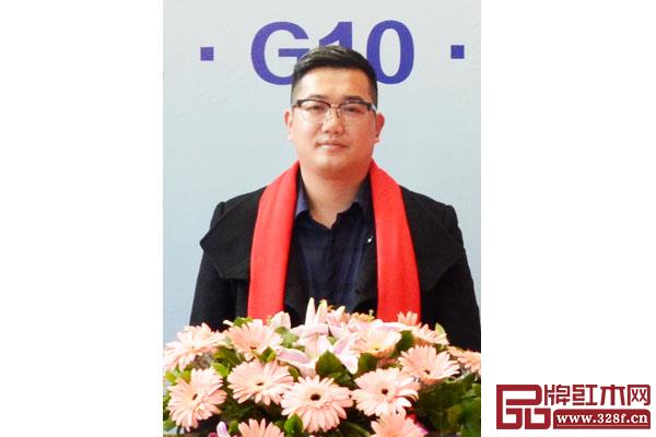 俞佳平（东阳御乾堂红木副总经理）