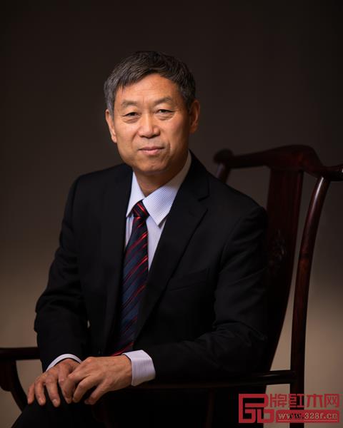 山东巧夺天工家具有限公司董事长张爱冬 山东巧夺天工家具有限公司董事长张爱冬