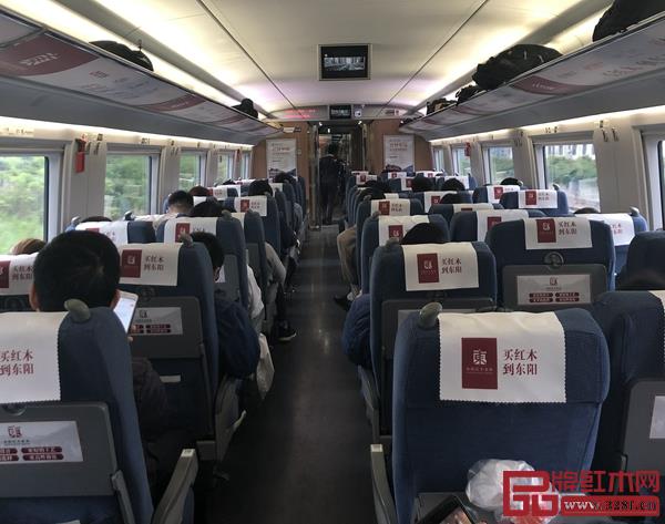东阳红木为广大经销商与消费者提供最优异的选择 东阳红木为广大经销商与消费者提供最优异的选择
