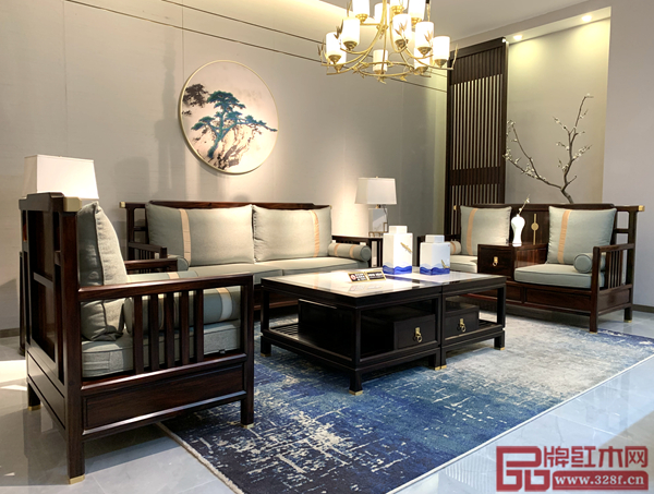 2019年,雅晟红木·檀一新产品清爽大气(图摄自:南通百安谊家进口馆檀一店) 2019年,雅晟红木·檀一新产品清爽大气(图摄自:南通百安谊家进口馆檀一店)