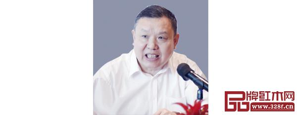  中国家具协会理事长徐祥楠