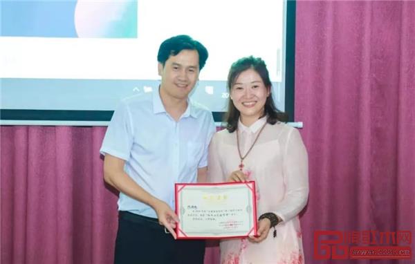 第一期红木工艺验货师持证上岗 第一期红木工艺验货师持证上岗