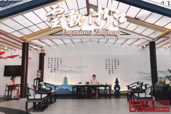 千赢国际入口家具因其强烈的民族风格、突出的东方艺术和独特的审美趣味,在国际舞台上刮起浓郁的中式风 千赢国际入口家具因其强烈的民族风格、突出的东方艺术和独特的审美趣味,在国际舞台上刮起浓郁的中式风