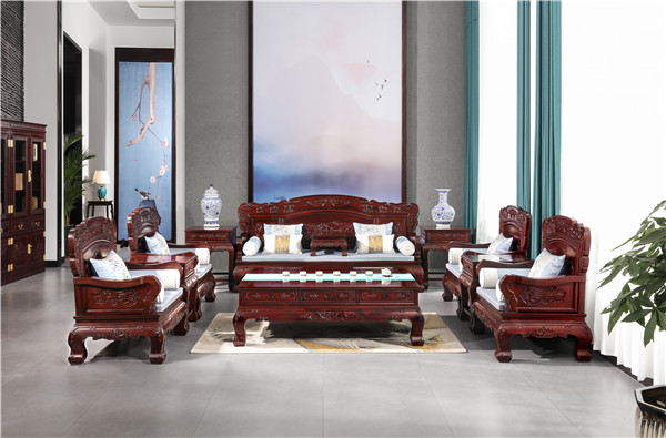 东阳红酸枝厂家鼎顺红木：如何选一套红木沙发，撑起一个贵气的家？