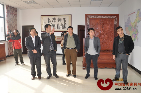 新明红木：弘扬中国传统文化 展示东阳民间工艺