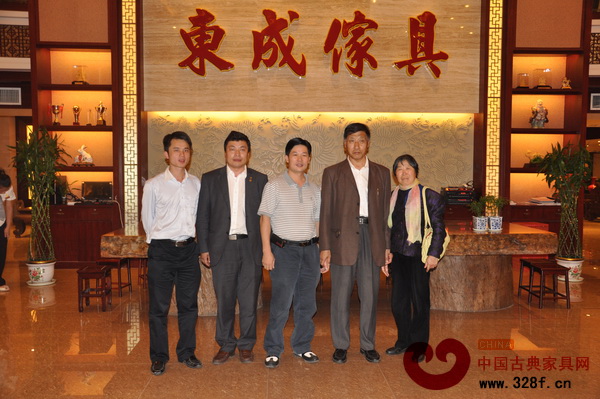 东成：顾客至上 信誉第一