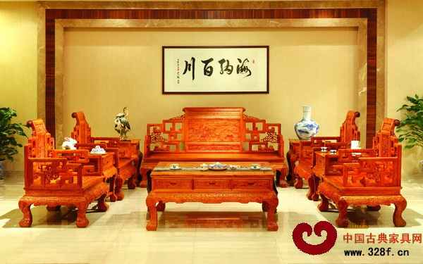 太隆满堂红：专注巴花，演绎时代家具品牌