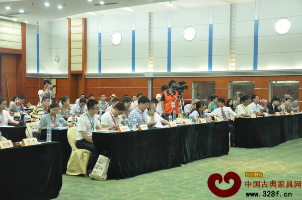 2011中式（红木）家具领袖峰会——论坛现场篇