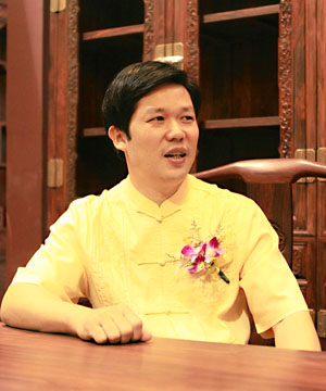 中山市东成家具有限公司董事长张锡复