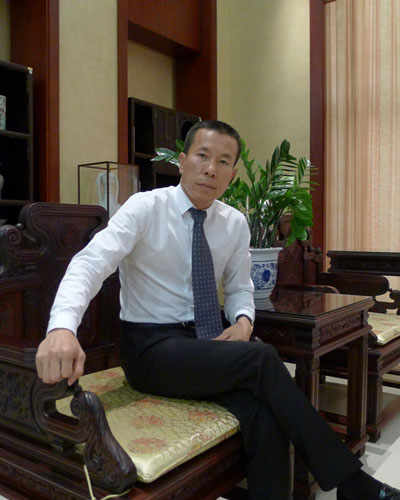 广州番禺永华家具有限公司董事长陈达强