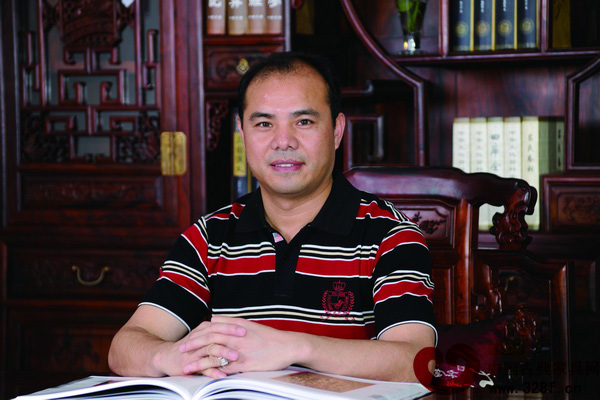 深圳市万盛宇家具有限公司董事长蒋桢全