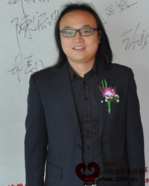 东阳卓木王红木总经理杜长江