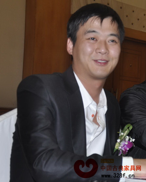 东阳新明红木总经理杜庆庆