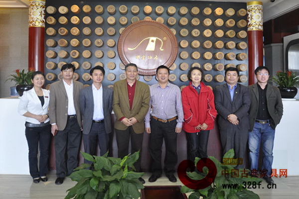 明堂红木：积今时跬步 成他日千里
