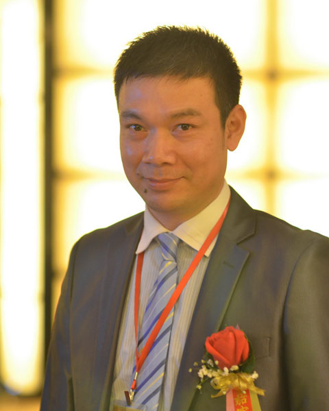 广东番禺永华家具有限公司销售经理邱志坤