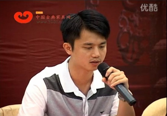 2012中式（红木）家具领袖峰会——中国古典家具网、《品牌红木》杂志CEO林伟华做全国经销商情况汇报