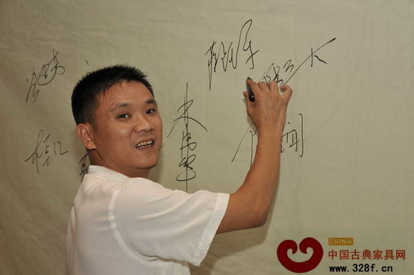 深圳市万盛宇家具有限公司总经理陆正大