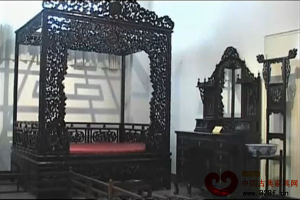 中国古家具 明清古床中的民俗雅韵(视频）