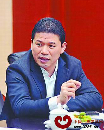 福建三福古典家具有限公司董事长黄福华