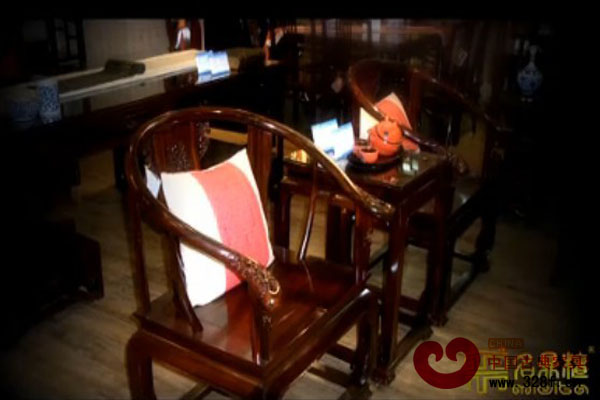 追寻老北京四合院里的中国风情（视频）