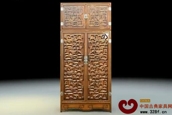龙纹顶箱柜赏析
