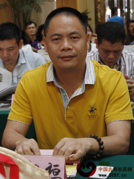 天匠坊红木副董事长曾招桓