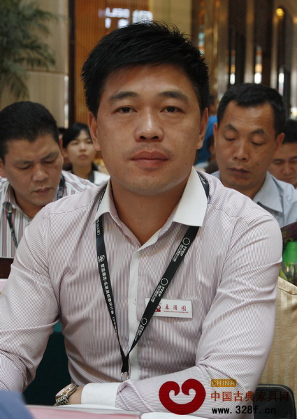東清阁红木营销总监陈亚盛