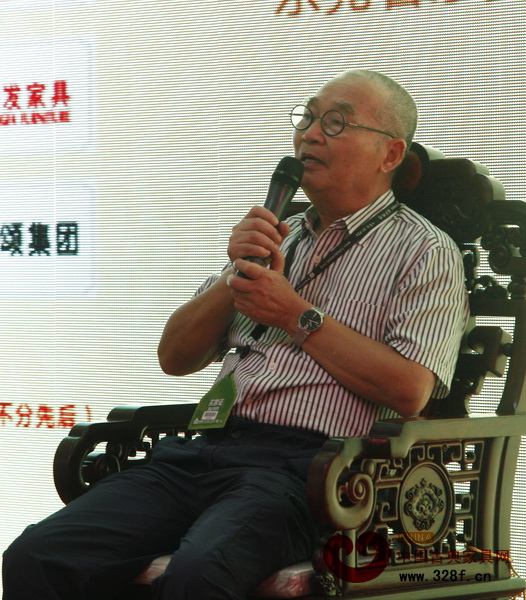 胡景初：红木家具与年轻人的距离感明显