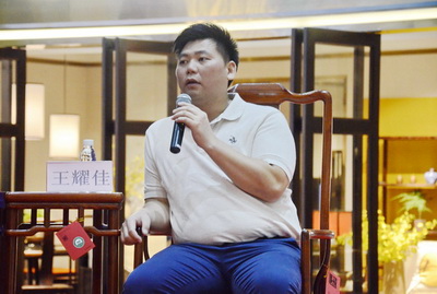 国寿红木王耀佳：打破旧模式，引领新中式