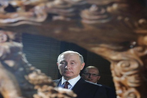 俄罗斯总统普京对莆田木雕大加赞赏