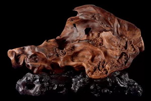 236万港币  莆田木雕成香港春拍黑马