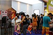 名家具展第一天，国寿红木新明式家具世外桃源引爆东莞