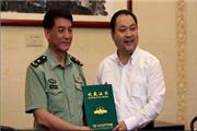 中国人民革命军事博物馆永久收藏太和木作“军博版”紫檀皇宫椅