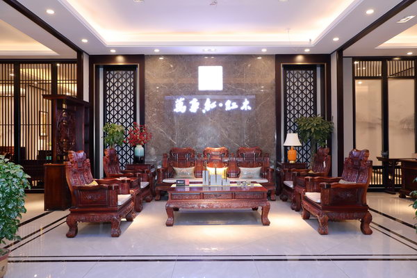 万事红：用匠心诠释微凹黄檀专业品牌魅力