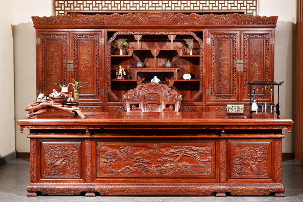 蝉联“红木家具十大受欢迎品牌”，苏阳红闪耀出圈