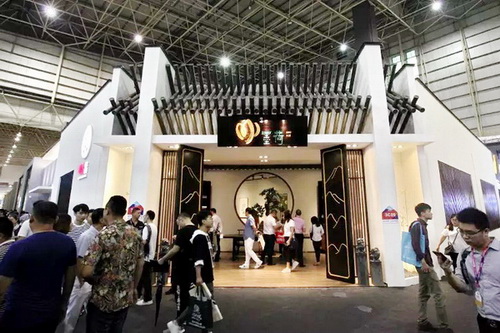 第40届名家具展，国寿·墨荷上演当代中式浪漫