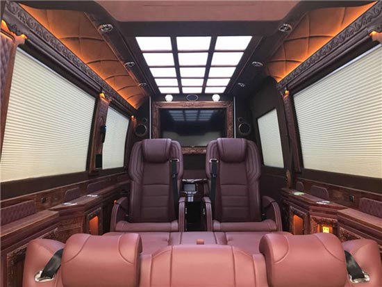 房车的“红木情怀”