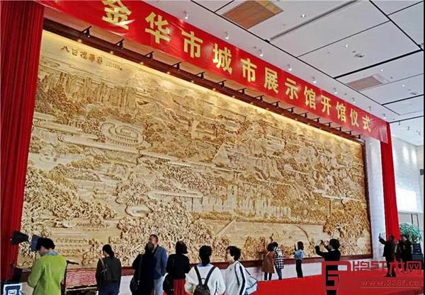 《八婺揽胜图》长20米余,高7米24,厚30公分 《八婺揽胜图》长20米余,高7米24,厚30公分