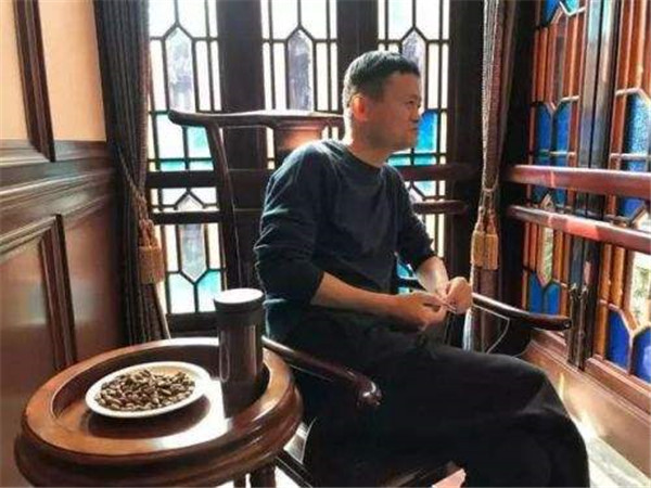 双十一成交额2135亿，马云的这些红木家具值多少个亿？