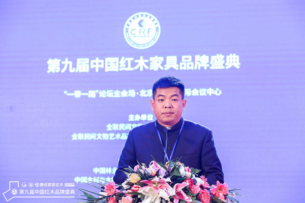 从青年企业家到风云企业家，尹付林的再次蜕变