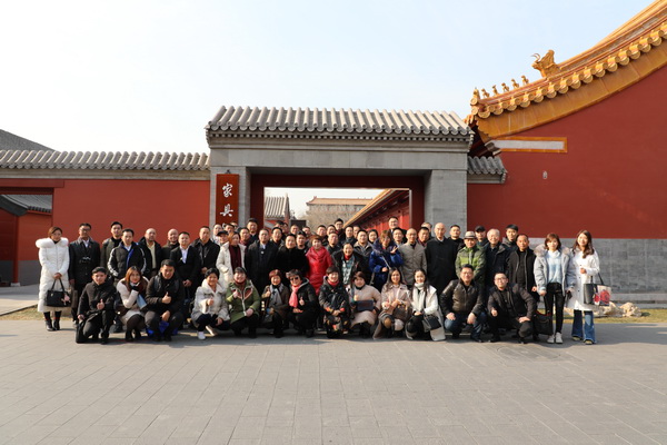 百人红木游走进故宫、观复博物馆：家具经典“看不够”