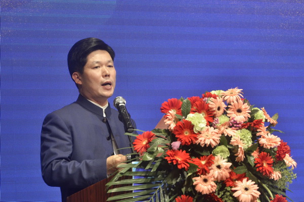 张锡复：大道至简，红木市场呼唤实干精神