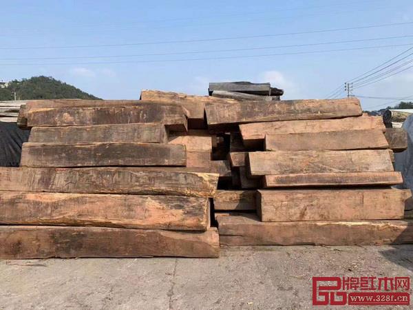 陈王阁红木精选优质缅花原材 陈王阁红木精选优质缅花原材