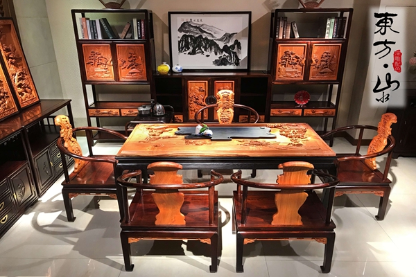 良辰轩红木深雕工艺展实力，《东方·山水》茶台喜获金奖