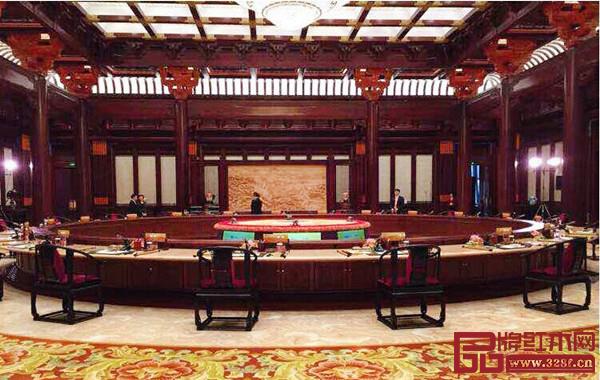 太和木作精品《紫檀皇宫圈椅》亮相APEC会场