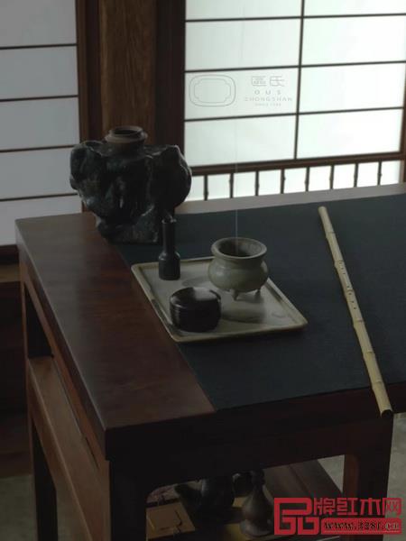 由区氏制作的中国明式经典家具于其他家具和艺术品组成的各个集生活、艺术与设计为一体的家居空间 由区氏制作的中国明式经典家具于其他家具和艺术品组成的各个集生活、艺术与设计为一体的家居空间